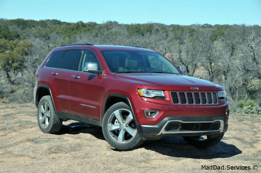 2014 Jeep Grand Cherokee WK2 Uconnect 5" (RA2) Video Interface Add: Rear Camera & Video Input