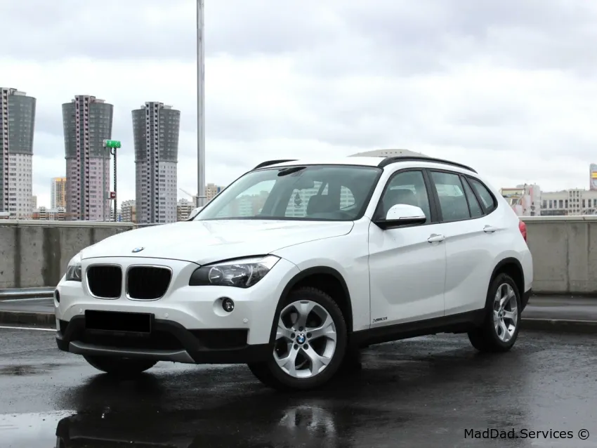 2015 BMW X1 E84 HDMI Video Intereface Add: Rear & Front View Cameras, Smartphone Mirroring